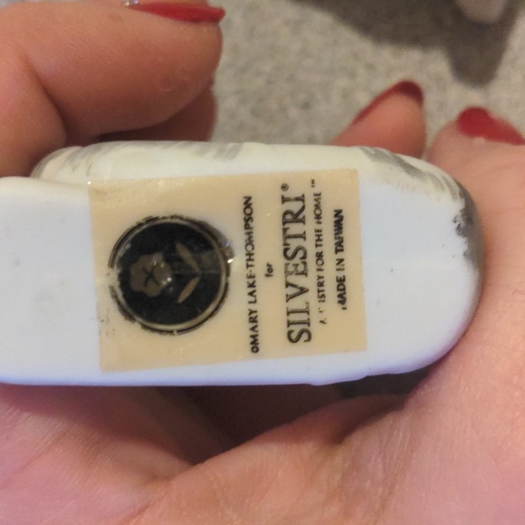 Set of 4 Silvestri tabby cat napkin rings - Picture 3 of 7